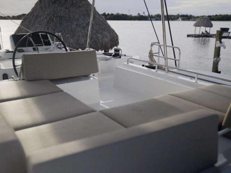 Wynajem Luksusowy jacht w Belize - Lagoon BELLISSIMA