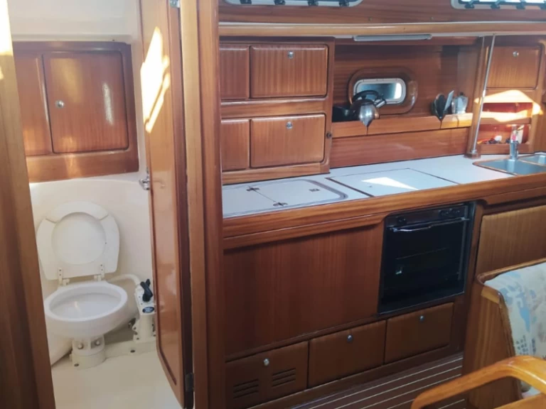 Wynajmij Żaglowiec z lub bez skippera Bavaria w Lefkáda