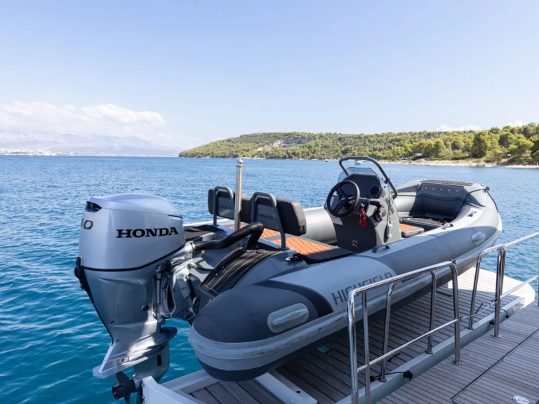 Katamaran do wynajmu w Split w najlepszej cenie