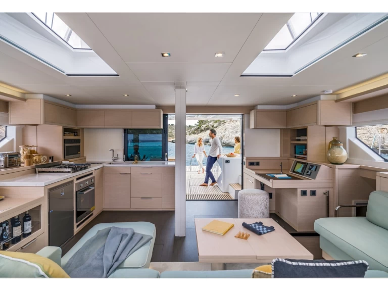 Wynajem łodzi Fethiye tanio Lagoon 55