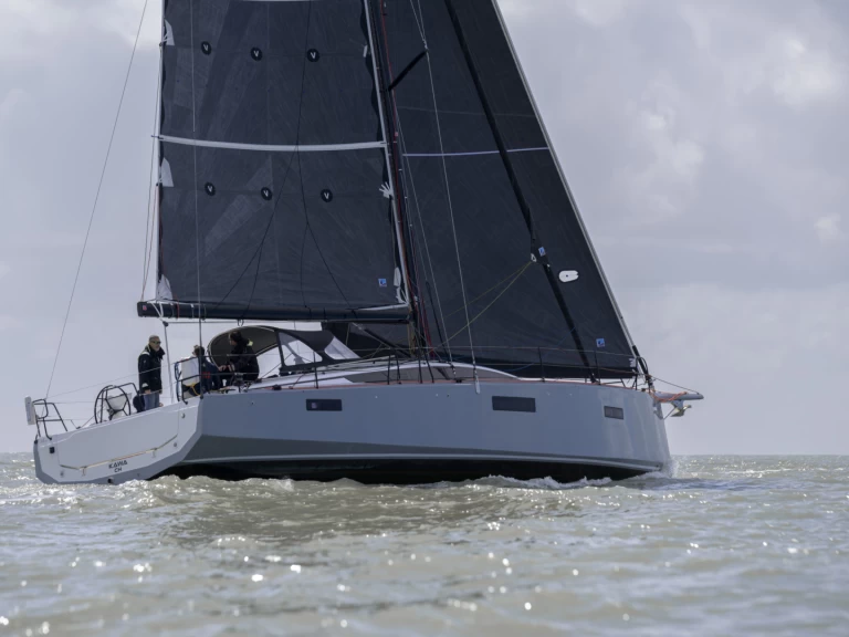 Żaglowiec do wynajmu w Larmor-Plage w najlepszej cenie