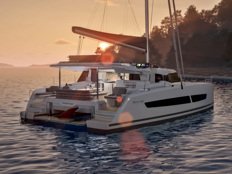 Wynajem Katamaran Fountaine Pajot z patentem 