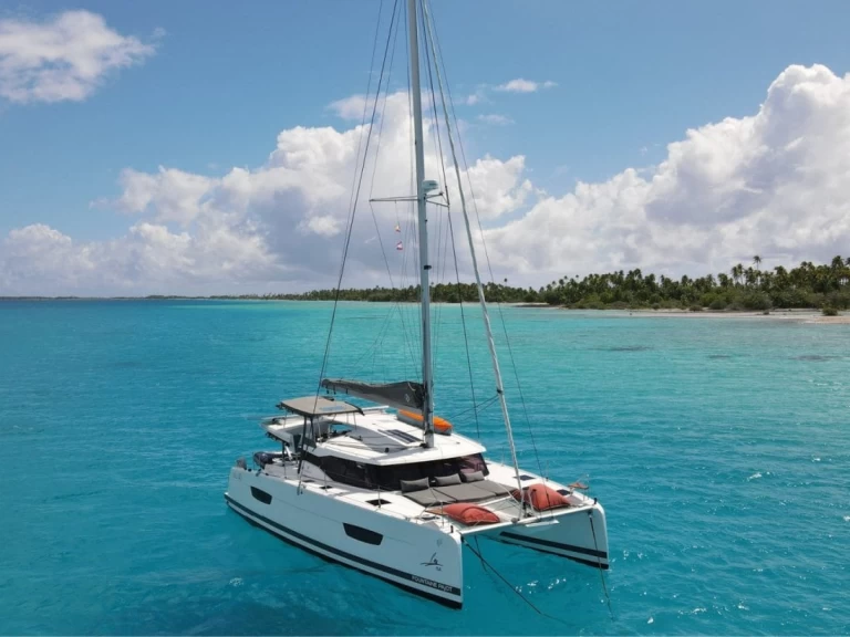 Wynajmij Fountaine Pajot Isla 40 w Pointe-à-Pitre