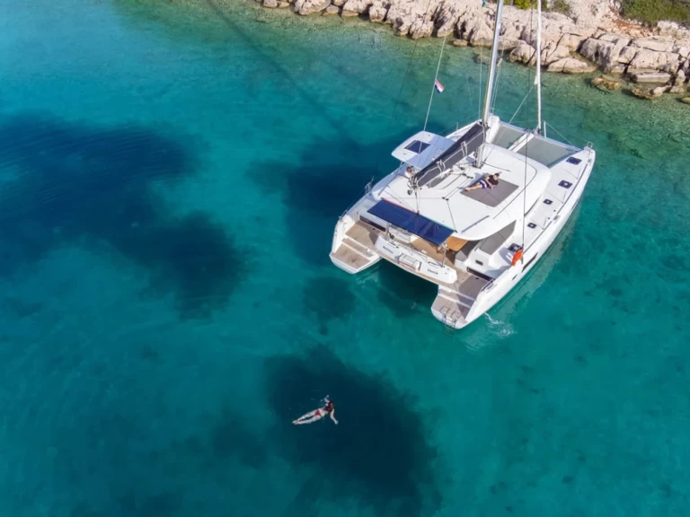 Wynajem Katamaran w Pula - Lagoon Lagoon 42