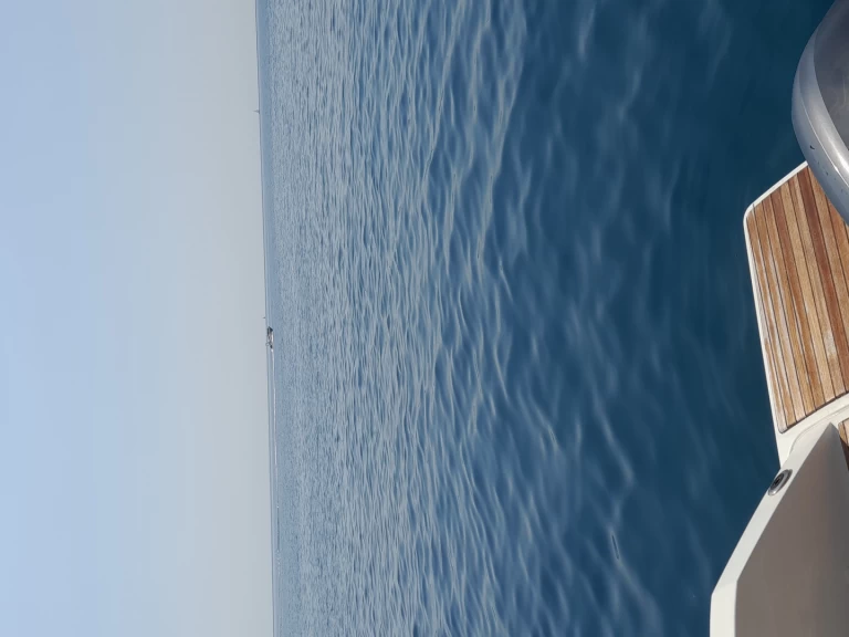 Wynajem Motorówka w Genova - Jeanneau Cap Camarat 9.0 WA