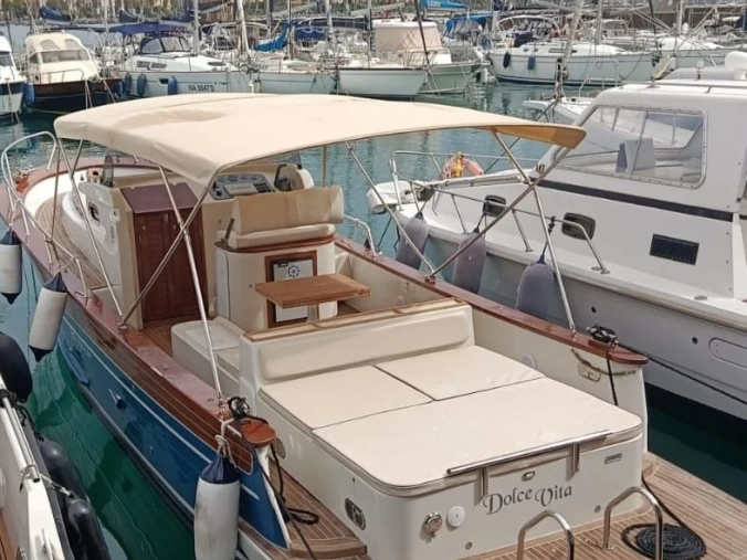 Wynajem w Salerno- fratelli mileo Gozzo Campano Sport Cruiser  na SamBoat