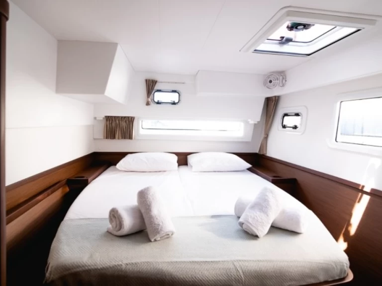 Wynajem Katamaran w Mykonos (wyspa) - Lagoon Lagoon 42