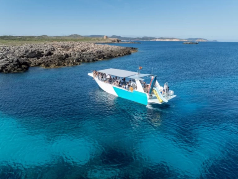 Wynajmij Morago 1500 w Fornells