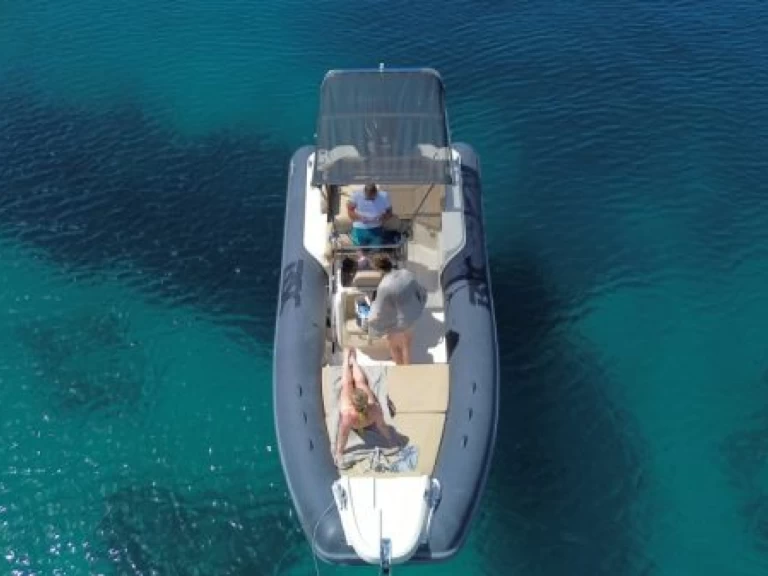 Wynajmij Bsc BSC 70 Limited w Preko