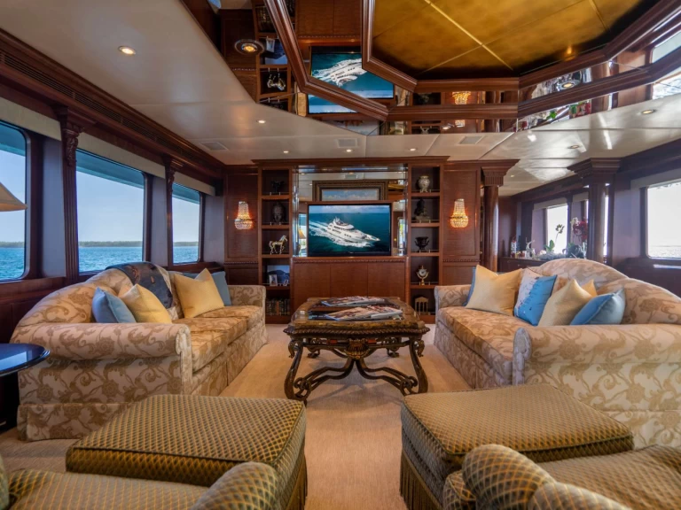 Wynajmij Trinity RELENTLESS w Saint Martin