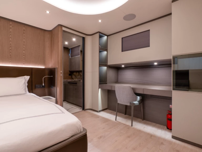 Żaglowiec do wynajmu w Alimos w najlepszej cenie