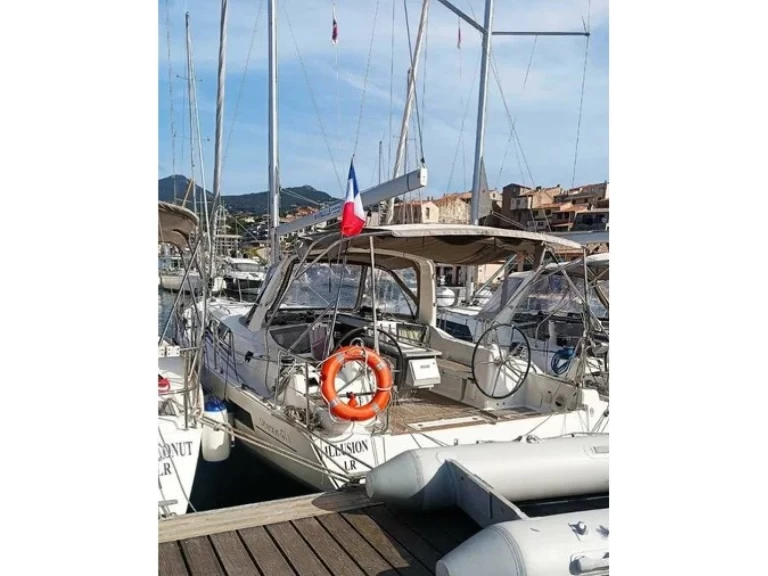 Wynajem łodzi Bénéteau Oceanis 41.1 w Gouvia na SamBoat 