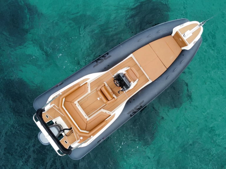 Wynajem Łódż półsztywna w Saint-Laurent-du-Var - Bsc BSC 70 Limited