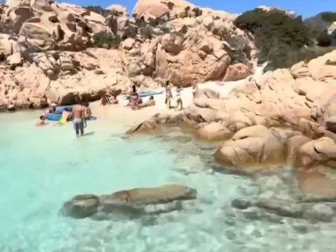 Kamarina 555 Open między profesjonalistami a osobami prywatnymi w Palau