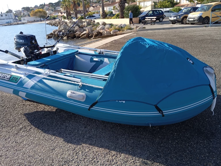 Motorówka do wynajmu w Francja w najlepszej cenie