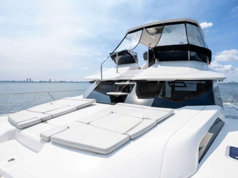 Wynajem łodzi Bahamy tanio Moka