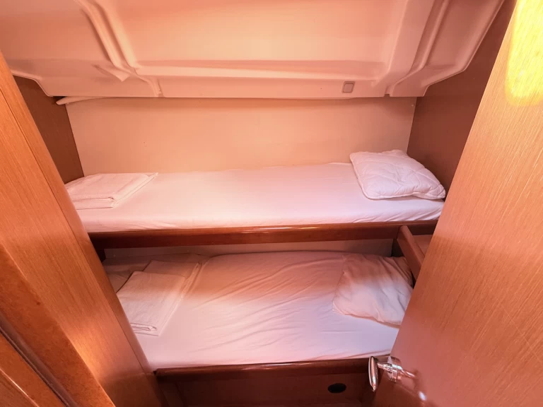 Wynajem Żaglowiec w Sukosan - Bénéteau Oceanis 43