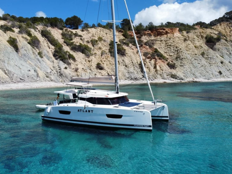 Wynajem Katamaran w Sant Antoni de Portmany - Fountaine Pajot Isla 40