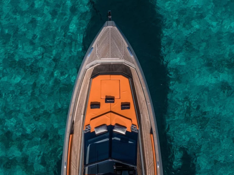 Wynajmij EVO 43 Mistral  w Ibiza Town