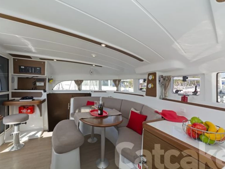 Katamaran do wynajmu w Lefkáda w najlepszej cenie