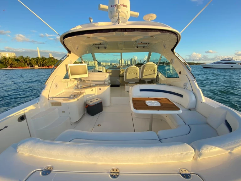 Wynajem Luksusowy jacht w Miami Beach - Sea Ray Sea Ray 480 Sundancer