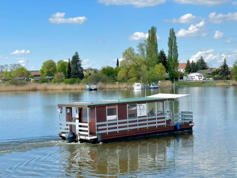 Wynajem łodzi TS1000 TS1000-Premium w Radewege na SamBoat 