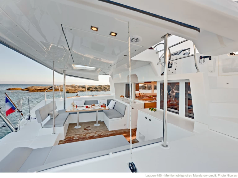 Wynajem łodzi Grand Cayman tanio Lagoon 450