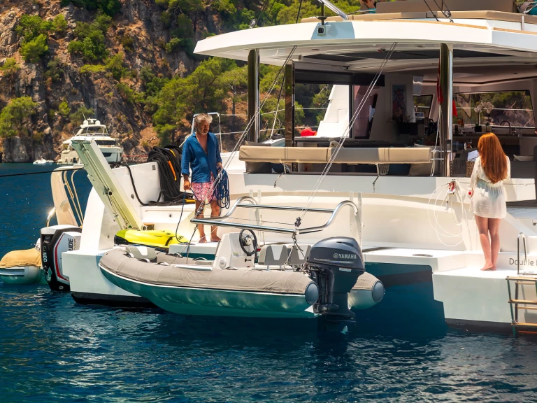 Katamaran do wynajmu w Donji Seget w najlepszej cenie