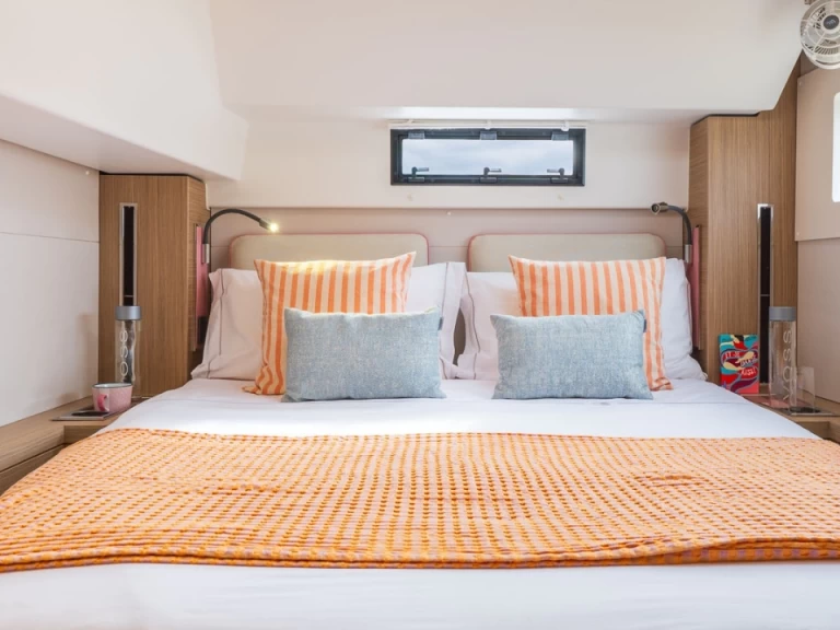 Wynajmij Lagoon Lagoon 46 w Donji Seget