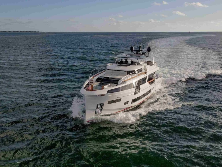 Wynajem Luksusowy jacht w Miami Beach - Sirena 88’ Sirena