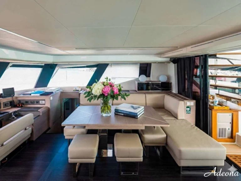 Wynajem łodzi Saint Vincent i Grenadyny tanio ADEONA