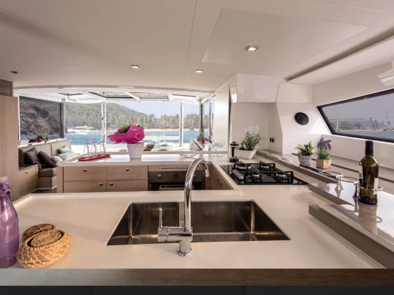 Bali Bali 5.4 między profesjonalistami a osobami prywatnymi w Nassau