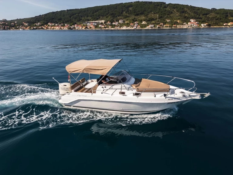 Wynajmij Motorówka z lub bez skippera B2 Marine w Port du Lavandou