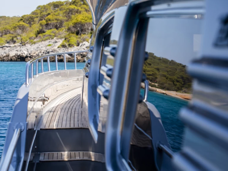 Wynajem łodzi Posillipo 7 8 ' 5 " w Ateny na SamBoat 