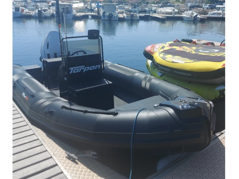 Wynajmij Łódż półsztywna z lub bez skippera Tarpon w Le Barcarès