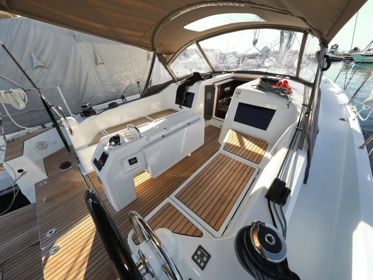 Wynajem łodzi Zadar tanio Sun Odyssey 410