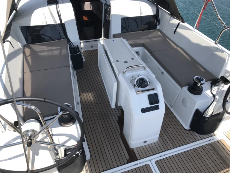 Wynajem w Alimos- Jeanneau Sun Odyssey 440 na SamBoat