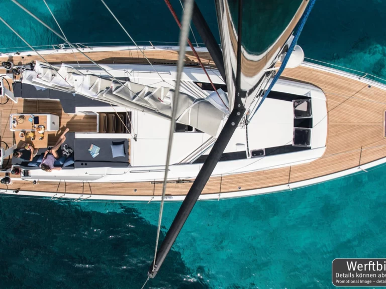 Wynajem Żaglowiec Bénéteau z patentem 