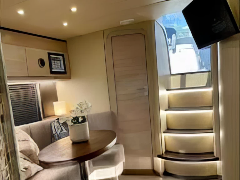 Wynajmij Motorówka z lub bez skippera Marine Yachting w Salerno