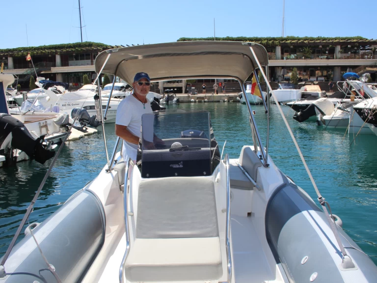 Wynajmij MV Marine GT25 w El Toro