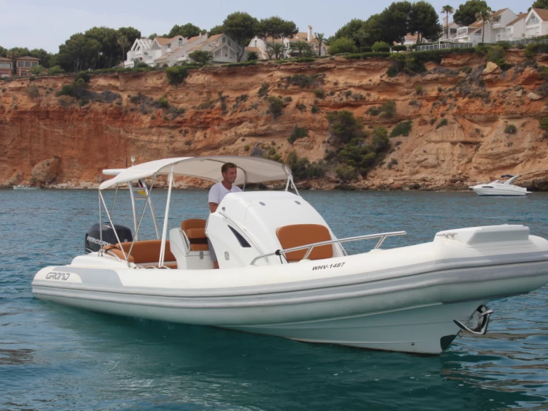 Wynajmij Grand Marine 850 w El Toro