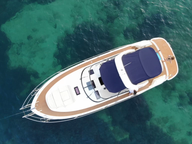 Wynajmij Bavaria Sport 34 w Portals Nous