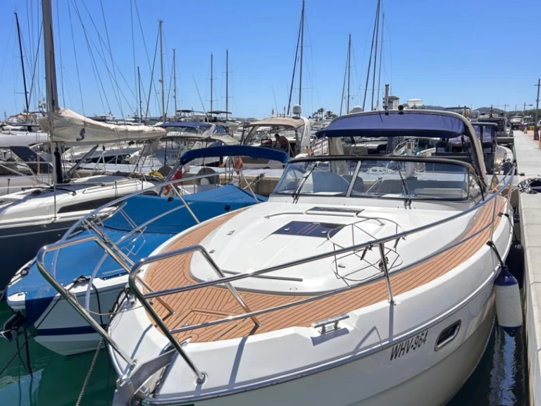 Wynajmij Motorówka z lub bez skippera Bavaria w Portals Nous