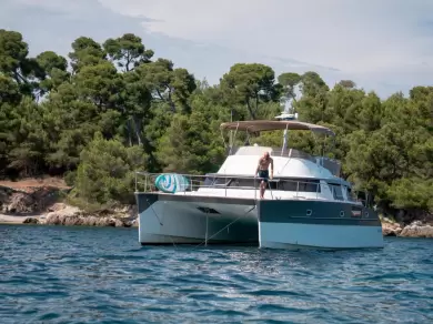 Wynajem w Golfe-Juan- Fountaine Pajot Cumberland 44 na SamBoat