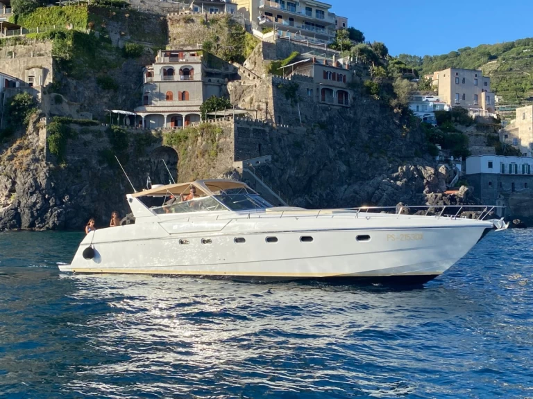 Wynajem łodzi Ferretti Altura 50 w Salerno na SamBoat 