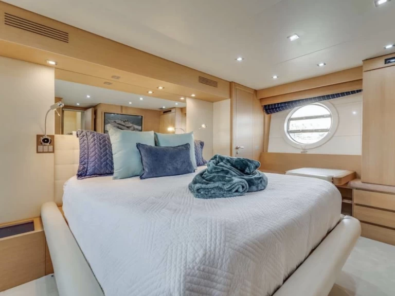 Wynajmij Luksusowy jacht z lub bez skippera Aicon w Key Biscayne