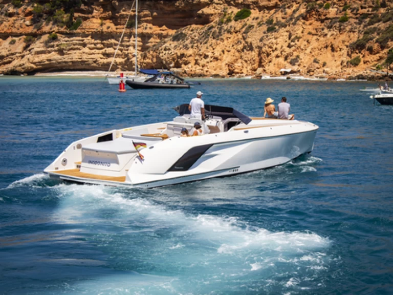 Wynajem Motorówka Frauscher z patentem 