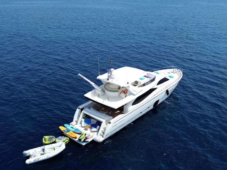 Wynajem Luksusowy jacht w Glyfada - Ferretti Ferretti 780