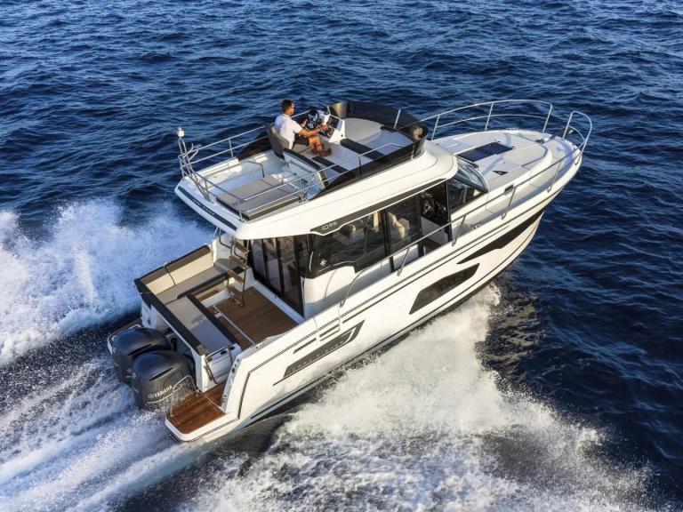 Wynajmij Motorówka z lub bez skippera Jeanneau w Phường Hiệp Bình Phước