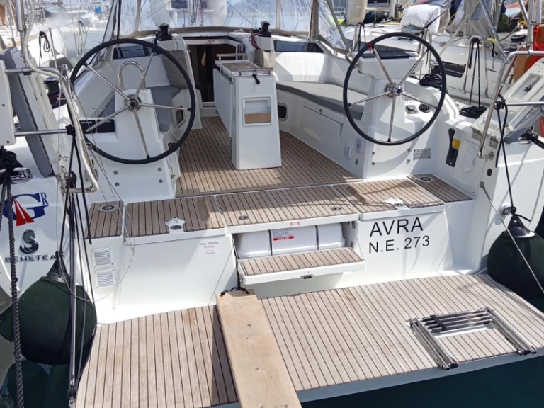 Żaglowiec do wynajmu w Lefkáda w najlepszej cenie